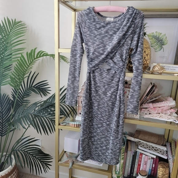 BNWT KLA Black and White Cut Out Midi Dress Women's Size Medium - Picture 1 of 7